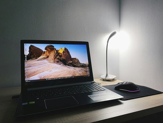 🎓 Laptop + Software Bundle for Students